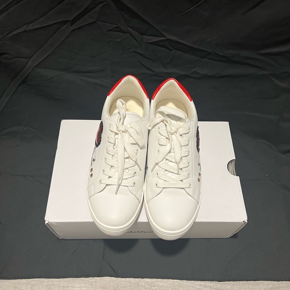 Aldo - Picture 2 of 2